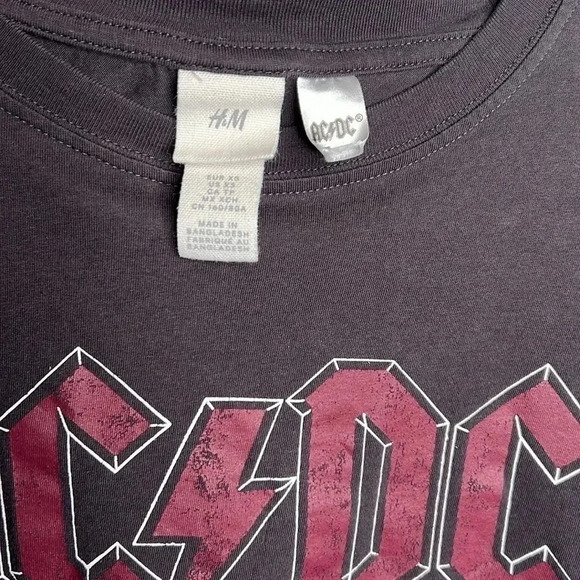 H&M ACDC Band Printed Tee Shirt Size XS - Picture 3 of 5